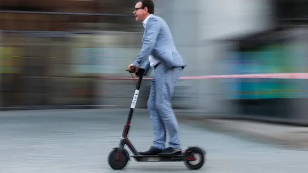10 reasons to buy an electric scooter