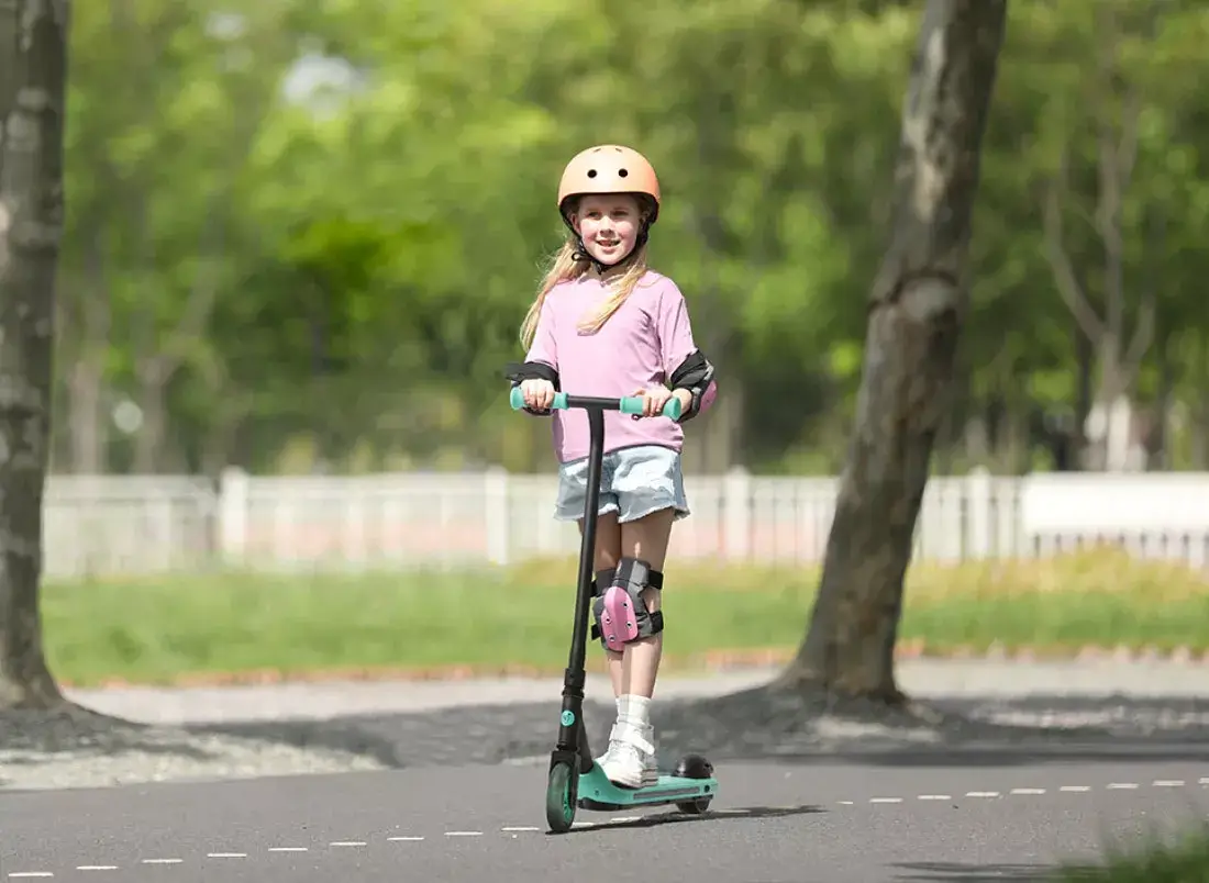 The Best Electric Scooter For 4 To 8 Year Old Kids