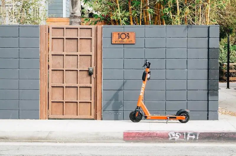 Where And How To Rent An Electric Scooter In Los Angeles